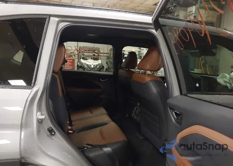 2025 Subaru Forester Hybrid Touring z USA, uszkodzony, nr VIN JF2SLSTD9SH423336